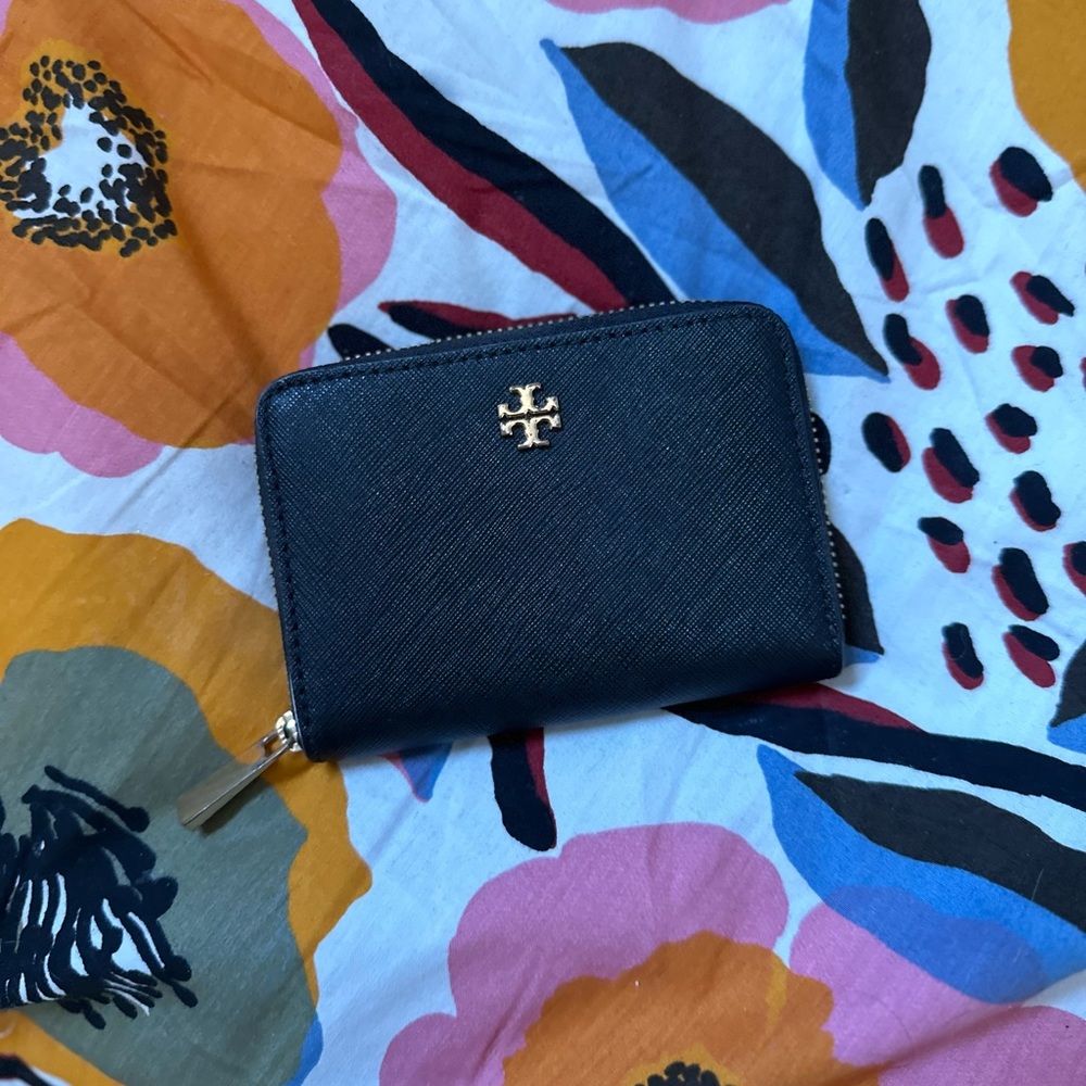 TORY BURCH Robinson zip coin case